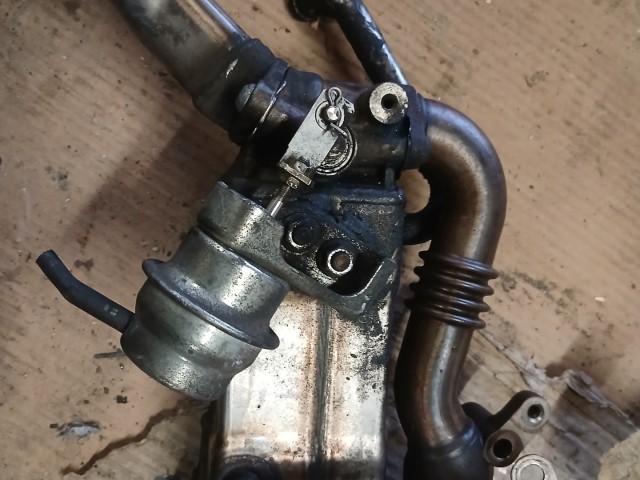 Opel Astra J 2010-2015 1,7 16v Diesel Egr hűtő A17DTR motorkódhoz