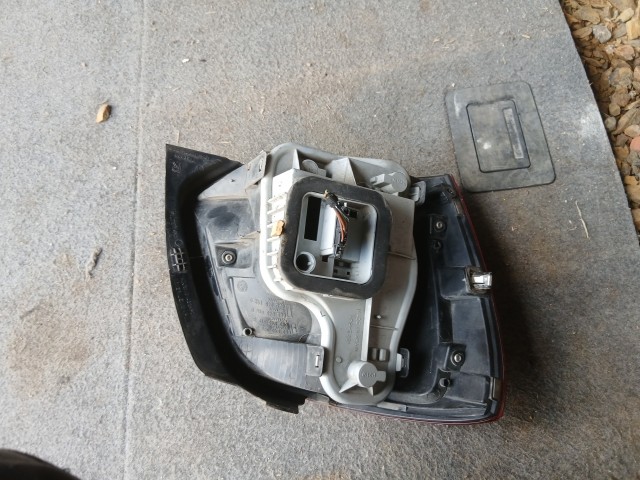 09017 Volkswagen Polo 2009-2015 Lámpa , Fényszóró Használt Bal hátsó
