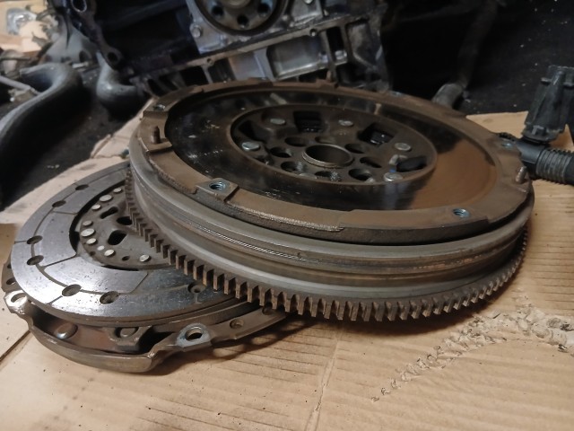 Opel H astra 2004-2023 Kuplung szett Használt