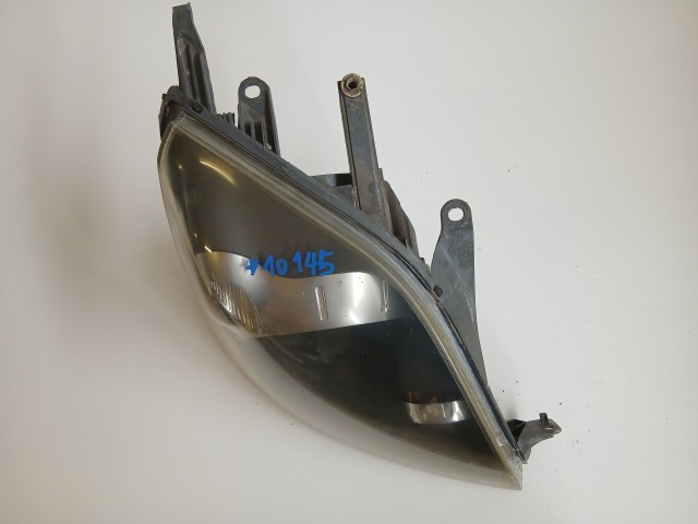 10145 Ford Fiesta 2006-2008 Lámpa , Fényszóró Használt sima Jobb első