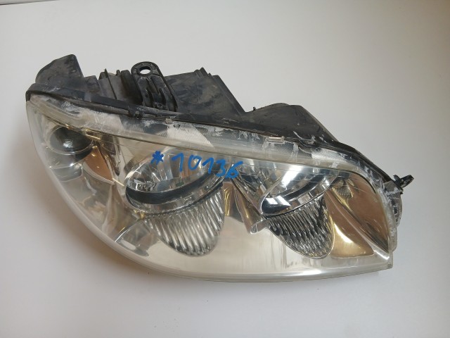 10136 Fiat Punto III. 2003-2010 2003-2010 Lámpa , Fényszóró Használt Jobb első