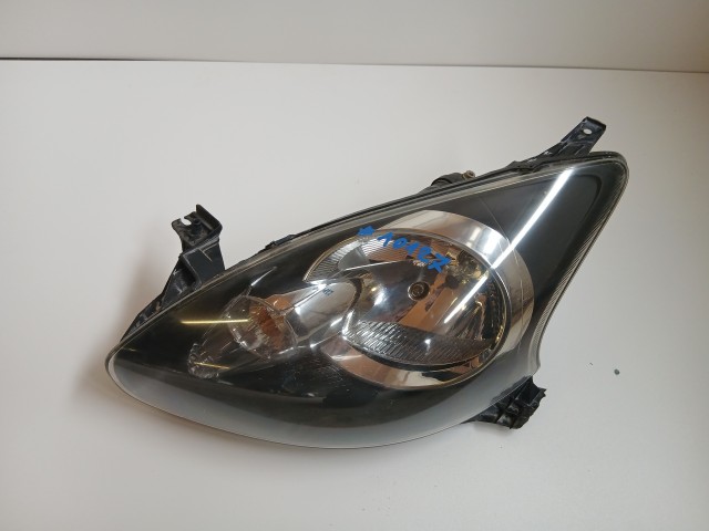 10127 Toyota Aygo 2005-2014 2005-2014 Lámpa , Fényszóró Használt Bal első 