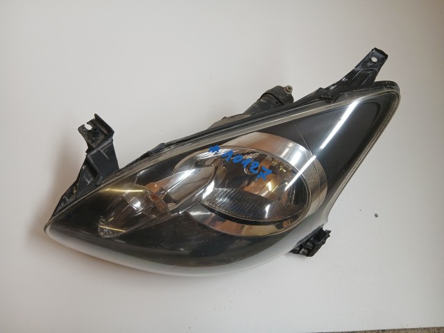 10127 Toyota Aygo 2005-2014 2005-2014 Lámpa , Fényszóró Használt Bal első 