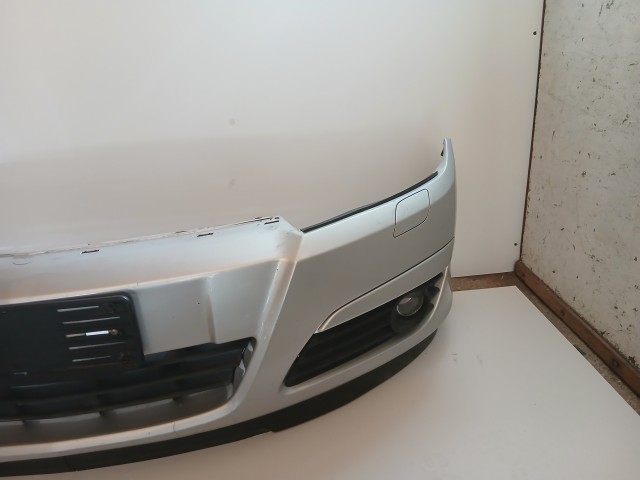 10120 Opel H astra 2004-2006 Lökhárító Használt első Ezüst Z157
