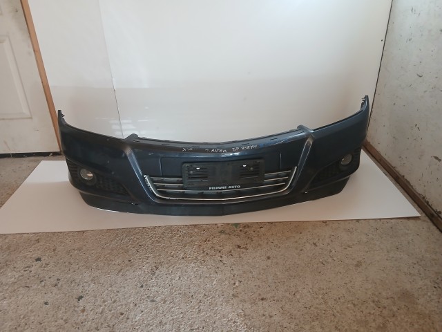 10119 Opel H astra 2006-2014 Lökhárító Használt első Metrokék Z168