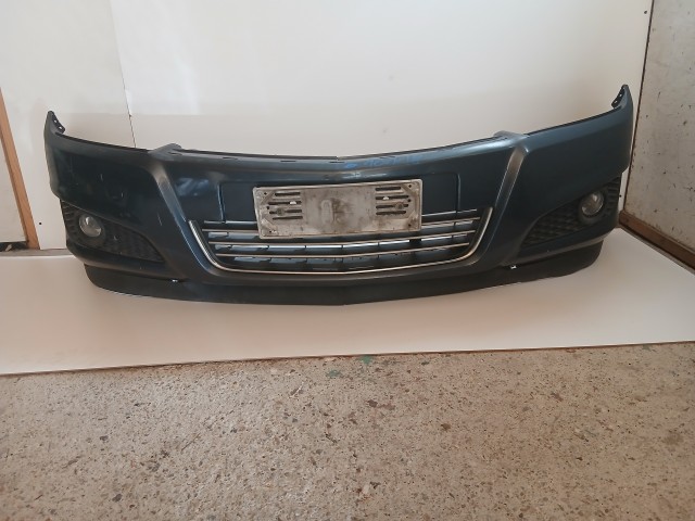 10118 Opel H astra 2006-2014 Lökhárító Használt első Metrokék Z168