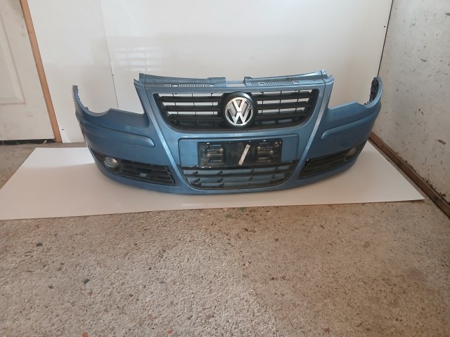 10117 Volkswagen Polo 2003-2009 Lökhárító Használt első Kék 