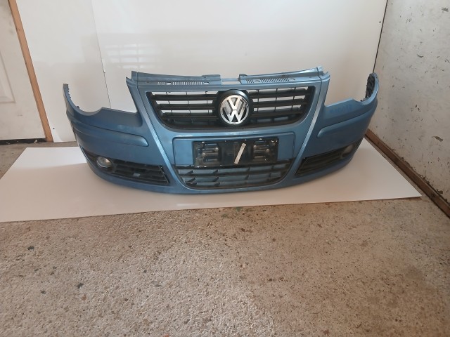 10117 Volkswagen Polo 2003-2009 Lökhárító Használt első Kék 