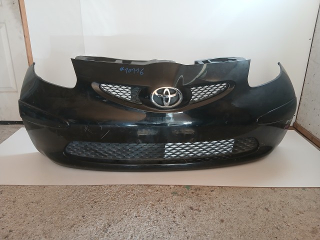 10116 Toyota Aygo 2005-2014 2005-2014 Lökhárító Használt első Fekete 