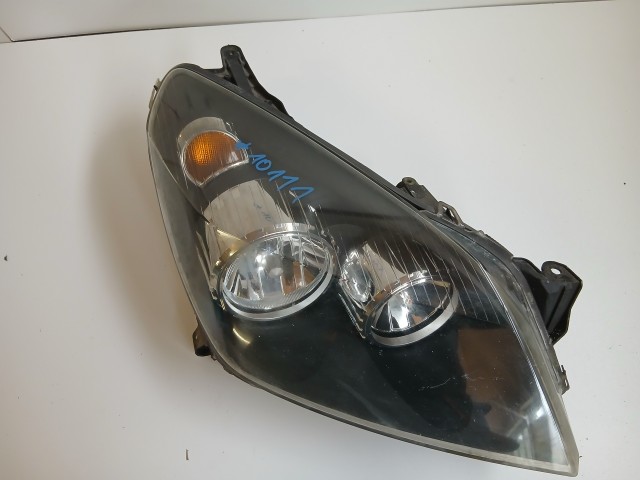 10111 Opel H astra 2004-2014 Lámpa , Fényszóró Használt Bal első 