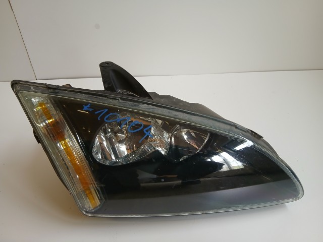10104 Ford Focus II. 2004-2011 Lámpa , Fényszóró Használt Jobb első