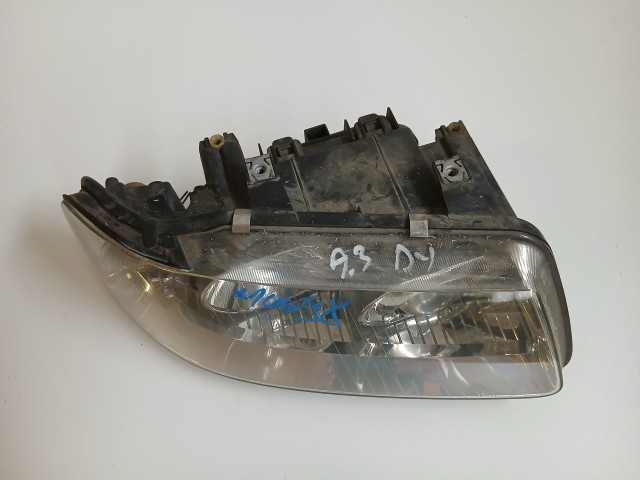 10098 Audi A8 D3 (4E2 , 4E8) 2002-2010 Lámpa , Fényszóró Használt Jobb első
