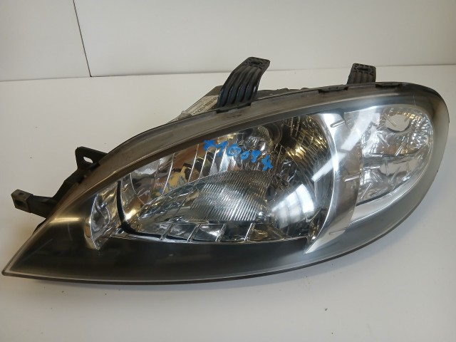 10194 Chevrolet Lacetti 2004-2008 Lámpa , Fényszóró Használt Bal első 