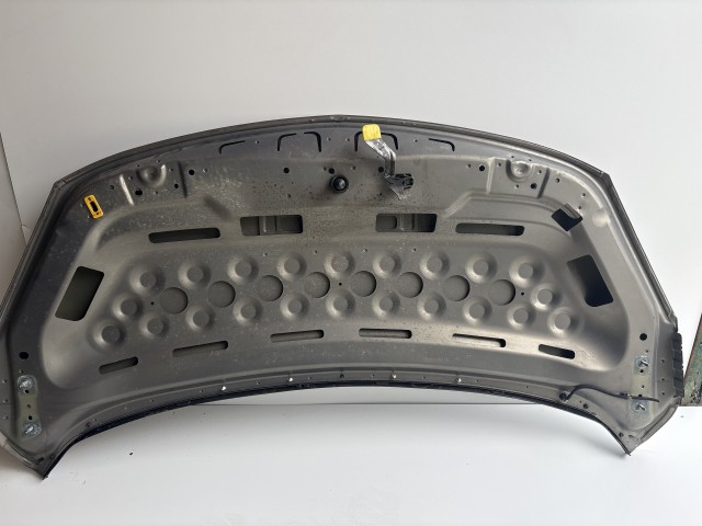 10151 Opel Meriva B 2010-2017 Motorháztető Használt Barna 240w 