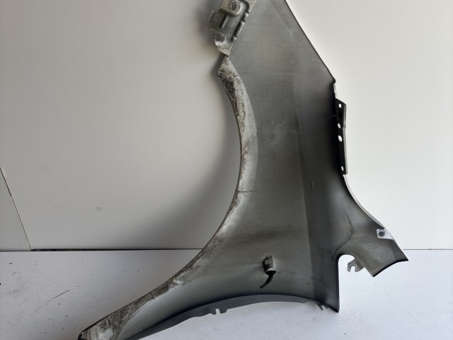 10163 Opel Corsa E 2014- 2014 Sárvédő Használt Jobb első Fehér Z40R