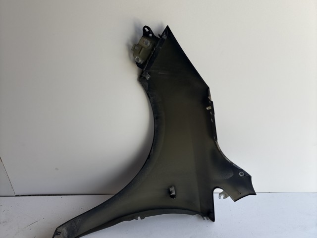 10165 Opel Corsa E 2014- 2014 Sárvédő Használt Jobb első Fekete Y22c