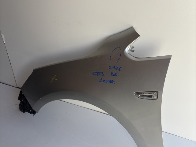 10173 Opel Astra J 2009-2015 Sárvédő Használt Bal első Szürke Z176