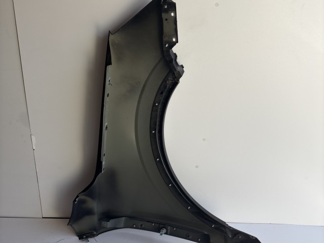10176 Opel Antara 2010-2015 Sárvédő Használt Bal első Fekete Z22c