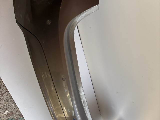 10181 Opel Meriva B 2010-2017 Lökhárító Használt hátsó Barna Z40w