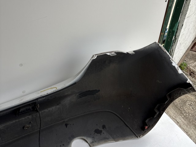 10190 Opel Corsa E 2014- 2014 Lökhárító Használt hátsó Fehér 