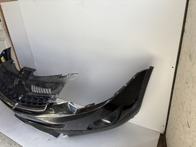 10204 Opel Antara 2010-2015 Lökhárító Használt első Fekete Z22c