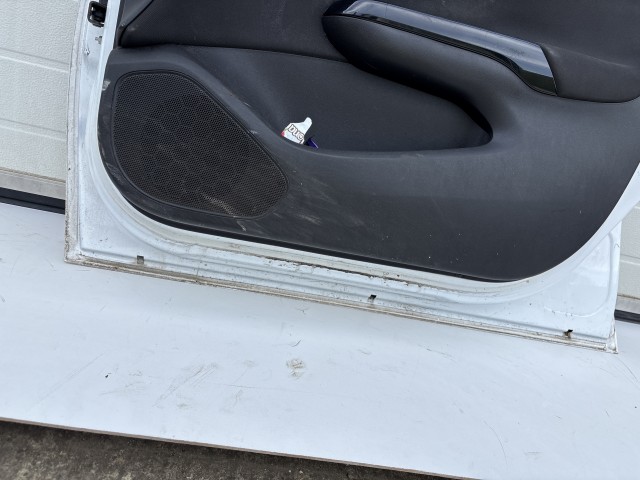 10206 Opel Corsa E 2014- 2014 Ajtó Használt Jobb első Fehér Z40r