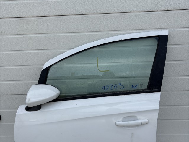 10209 Opel Corsa E 2014- 2014 Ajtó Használt Bal első Fehér 