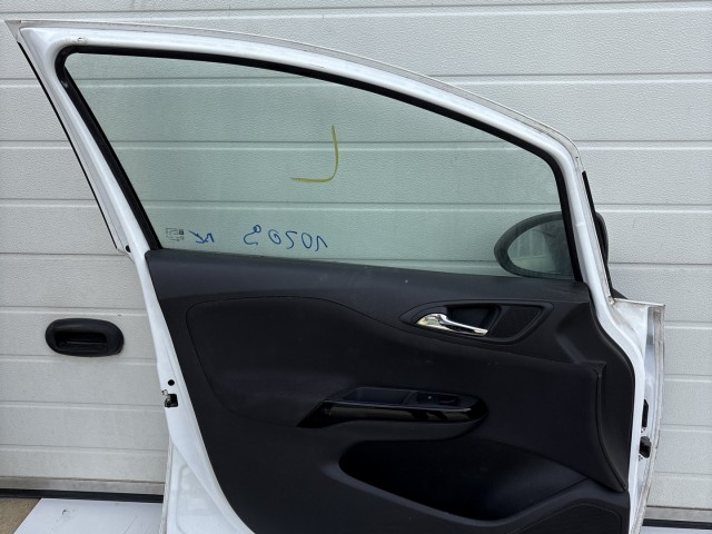 10209 Opel Corsa E 2014- 2014 Ajtó Használt Bal első Fehér 