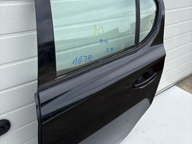 10212 Opel Corsa E 2014- 2014 Ajtó Használt Bal hátsó Fekete Z22c