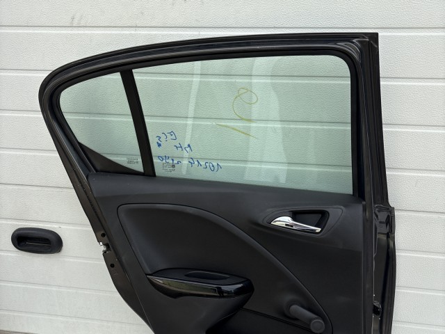 10214 Opel Corsa E 2014- 2014 Ajtó Használt Bal hátsó Szürke Z190