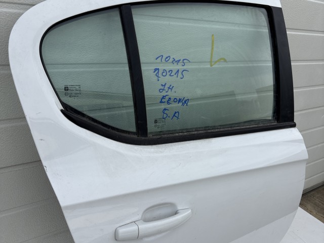 10215 Opel Corsa E 2014- 2014 Ajtó Használt Jobb hátsó Fehér 