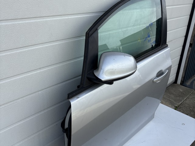 10220 Opel Astra J 2009-2015 Ajtó Használt Bal első Szürke Z176