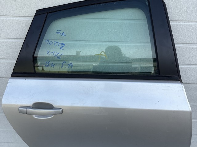 10222 Opel Astra J 2009-2015 Ajtó Használt Jobb hátsó Szürke Z176