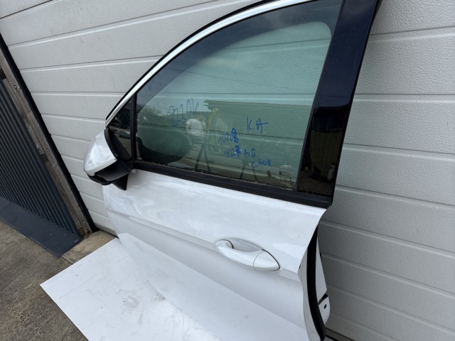 10228 Opel Astra K 2015 Ajtó Bal első Fehér 
