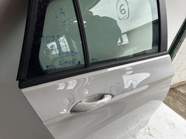 10232 Opel Astra K 2015 Ajtó Használt Jobb hátsó Fehér Z40r