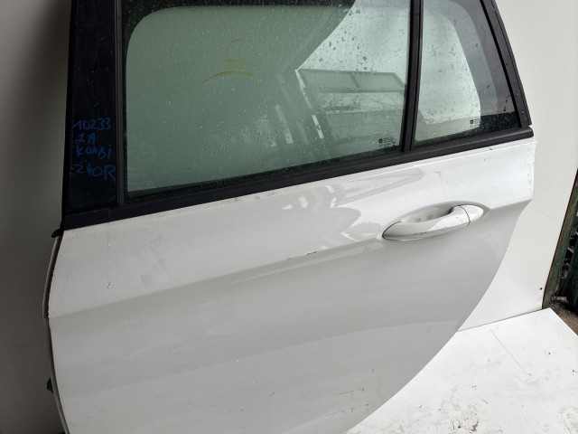 10233 Opel Astra K 2015 Ajtó Használt Bal hátsó Fehér Z40r