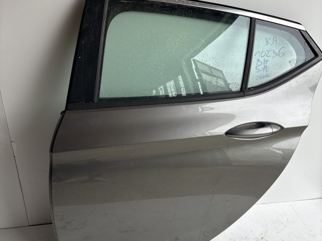 10236 Opel Astra K 2015 Ajtó Használt Bal hátsó Grafit Z40w