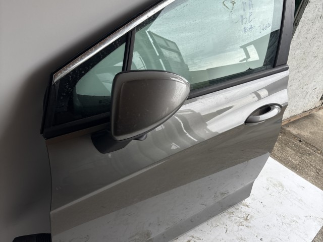 10237 Opel Astra K 2015 Ajtó Használt Bal első Grafit Z40w