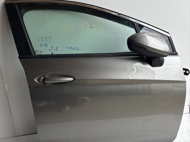 10239 Opel Astra K 2015 Ajtó Használt Jobb első Grafit Z40w