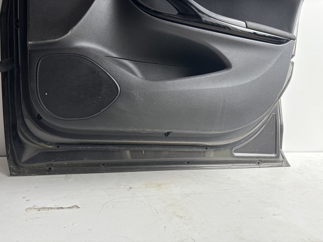 10240 Opel Astra K 2015 Ajtó Használt Jobb első Grafit Z190