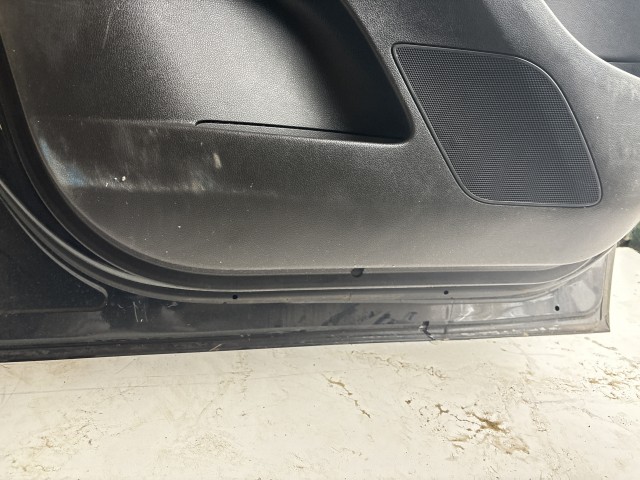 10246 Opel Meriva B 2010-2017 Ajtó Használt Bal első Feketw Z22c
