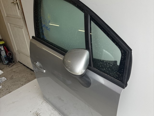 10249 Opel Meriva B 2010-2017 Ajtó Használt Jobb első Ezüst Z176
