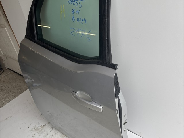 10255 Opel Meriva B 2010-2017 Ajtó Használt Jobb hátsó Ezüst Z176