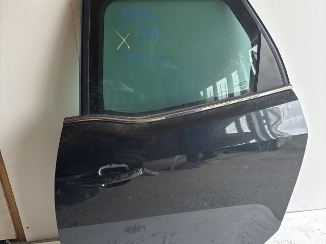 10260 Opel Meriva B 2010-2017 Ajtó Használt Bal hátsó Fekete Z22c