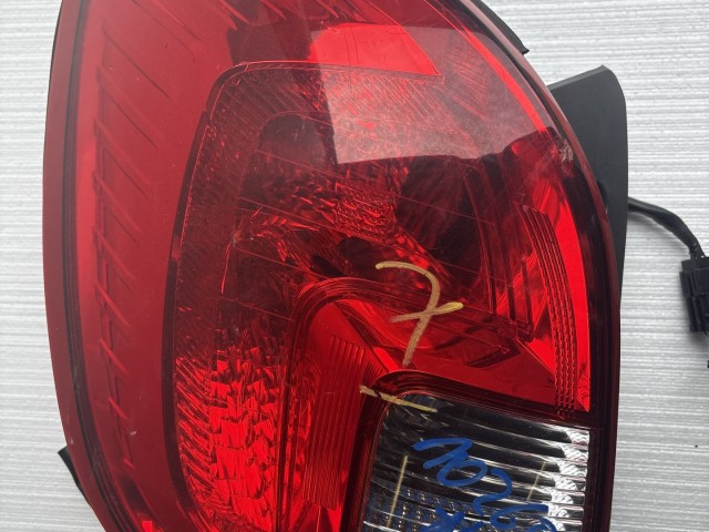 10265 Opel Antara 2010-2015 Lámpa , Fényszóró Használt Bal hátsó