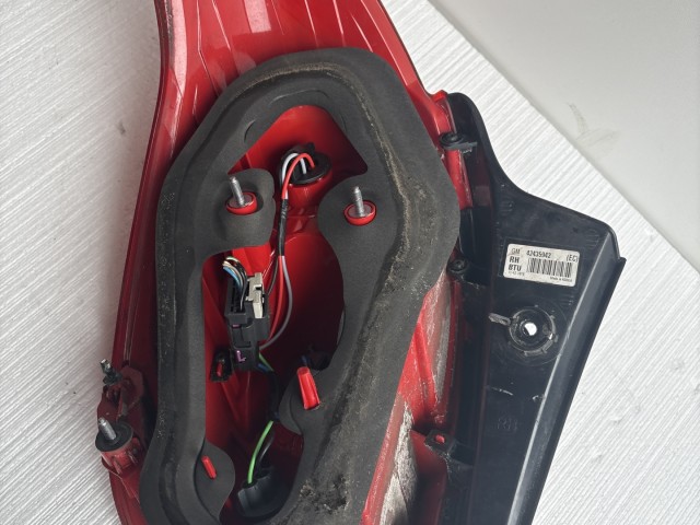 10269 Opel Mokka 2012 Lámpa , Fényszóró Használt  Jobb hátsó