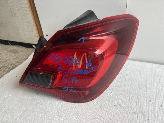 10270 Opel Corsa E 2014- 2014 Lámpa , Fényszóró Használt Bal első 
