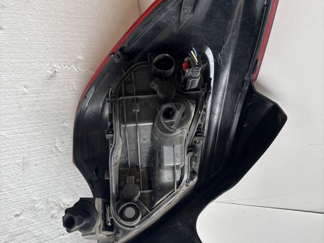10270 Opel Corsa E 2014- 2014 Lámpa , Fényszóró Használt Bal első 