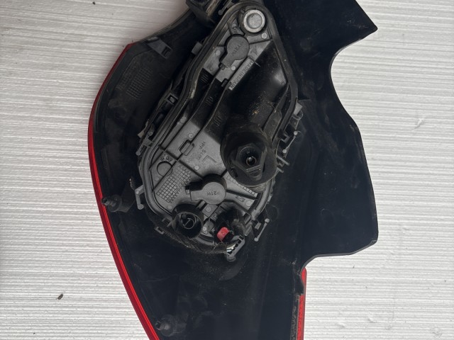 10272 Opel Corsa E 2014- 2014 Lámpa , Fényszóró Használt Bal hátsó