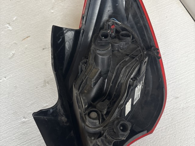 10273 Opel Corsa E 2014- 2014 Lámpa , Fényszóró Használt Bal hátsó